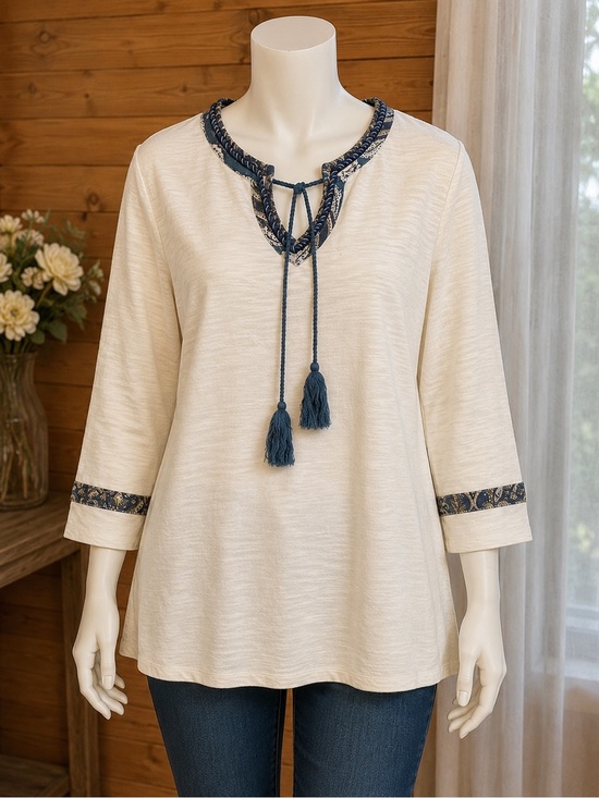 Tops - Chico’s size 2 ivory long sleeve floral tops with floral paisley embellishment.